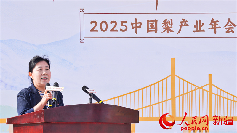 巴州党委副书记、州长阿西克特致辞。人民网 李欣洋摄